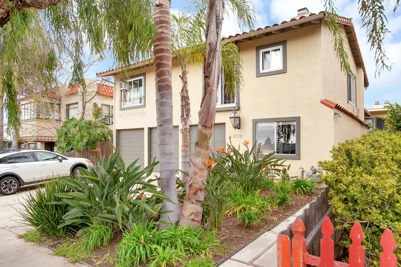 2538 C St. #4, San Diego, CA 92102