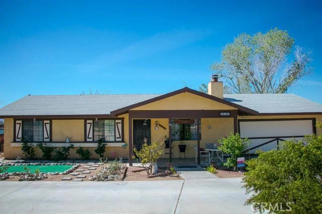 22747 South, Apple Valley, CA 92307
