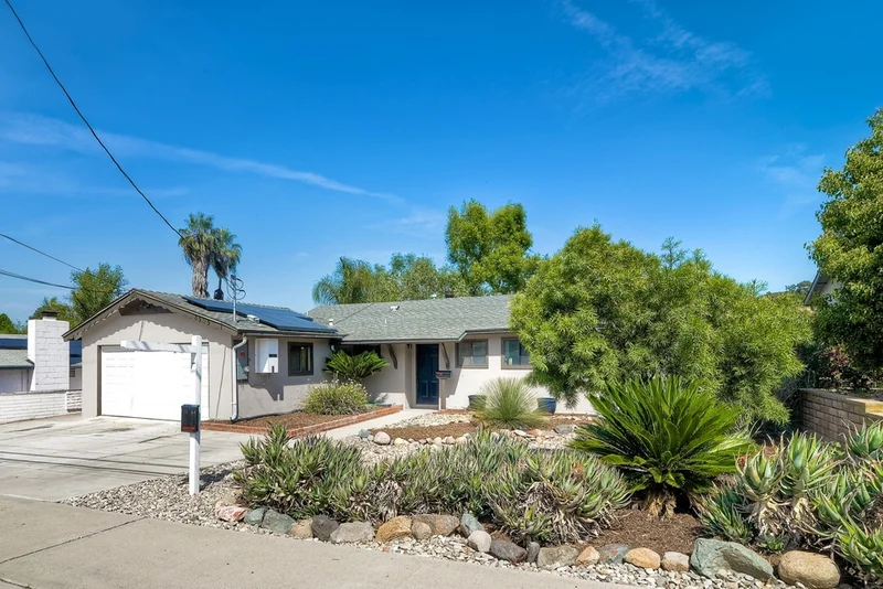 8505 Big Rock Rd, Santee, CA 92071