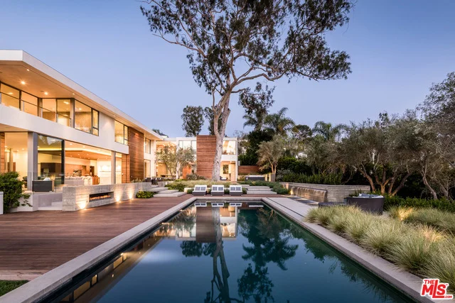 1143 Ravoli, Pacific Palisades, CA 90272