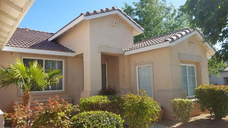 5616 Avenue L4, Lancaster, CA 93536