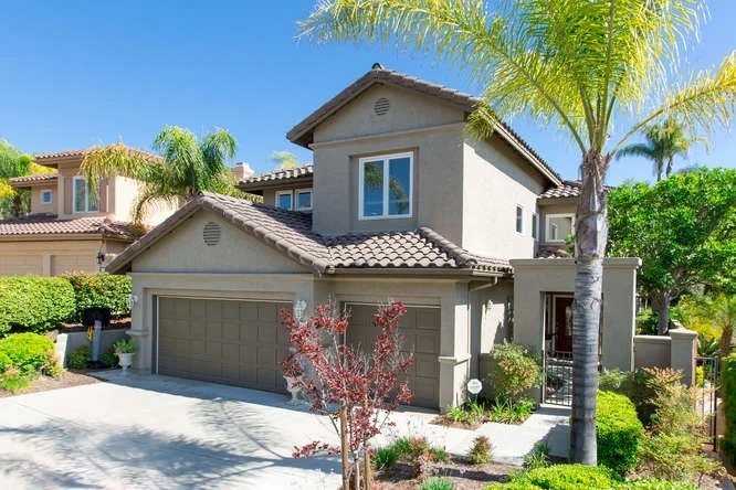 849 Calle Montera, Escondido, CA 92025