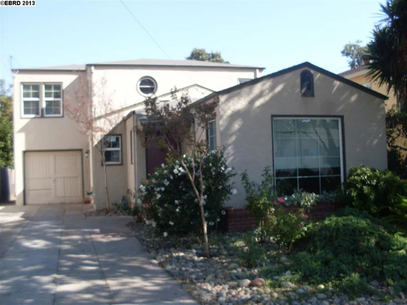 1017 D St, Antioch, CA 94509-2301