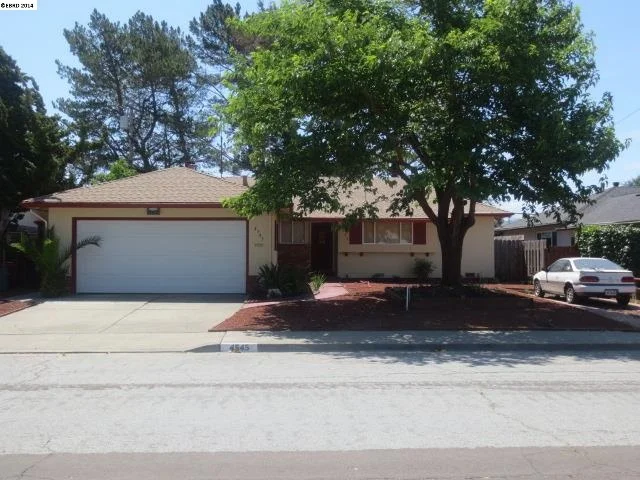 4545 Fieldcrest Dr, Richmond, CA 94803-2009