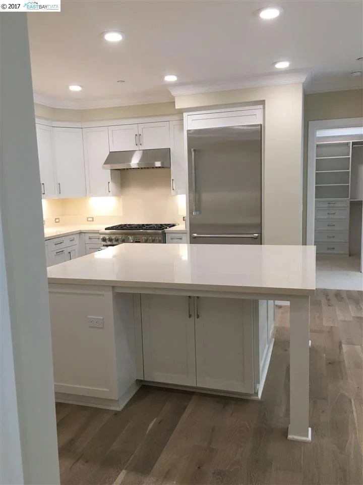 1003 Woodbury Road #202, Lafayette, CA 94549