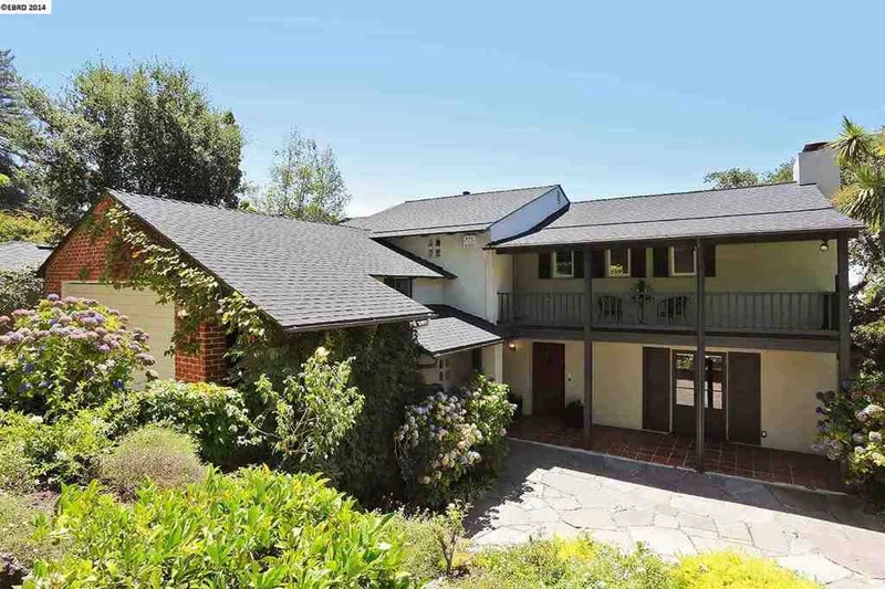 117 Sandringham Rd, Piedmont, CA 94611-3614