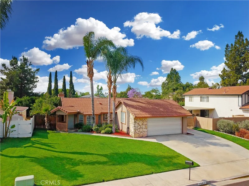 11557 Freedom, Riverside, CA 92503