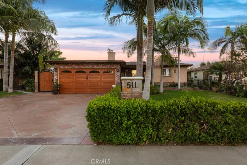 511 Baker, Santa Ana, CA 92703