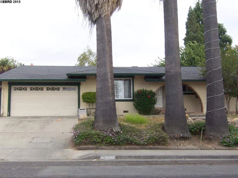 228 Boulder Dr, Antioch, CA 94509-6206