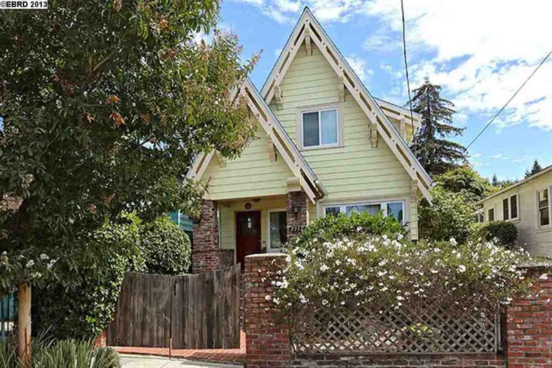 2732 13th Ave, Oakland, CA 94606-3224