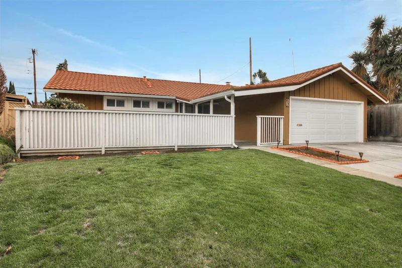 419 Fernandez, Santa Clara, CA 95050