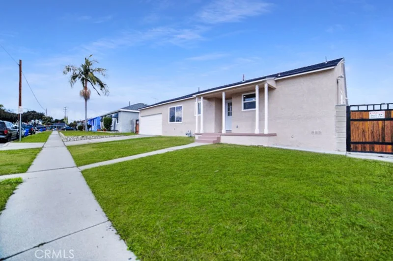 11833 Rose Hedge, Whittier, CA 90606