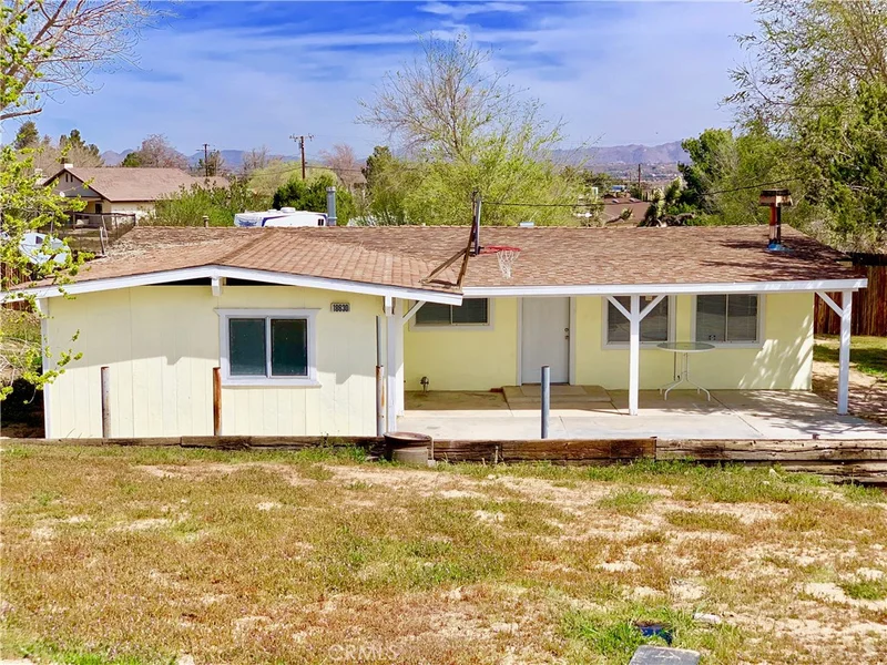 18630 Vine, Hesperia, CA 92345