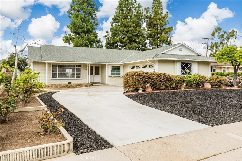 25256 Pacifica, Mission Viejo, CA 92691