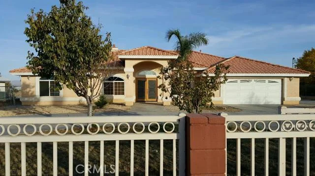 11539 3rd, Hesperia, CA 92345