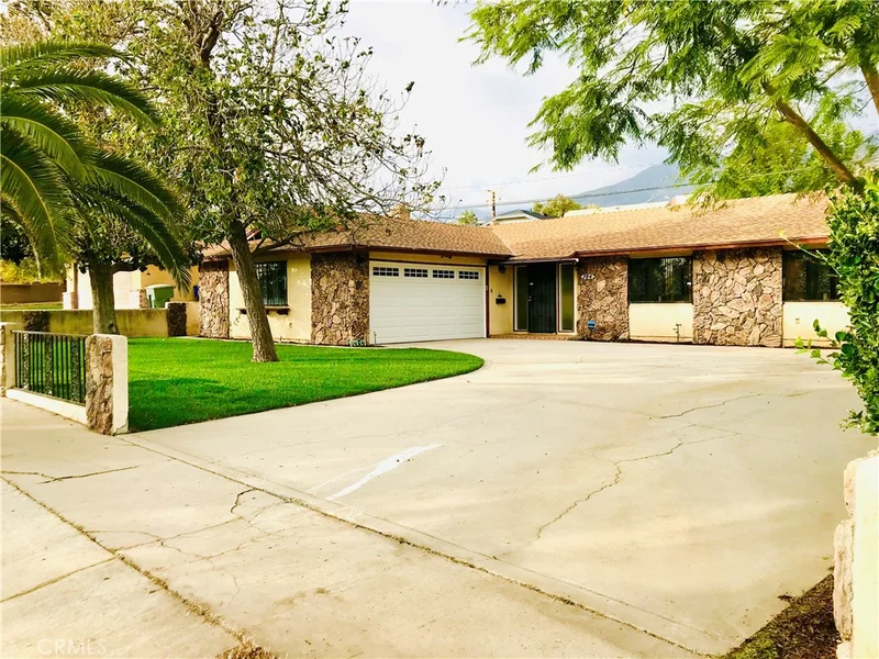 784 Sequoia, San Bernardino, CA 92407