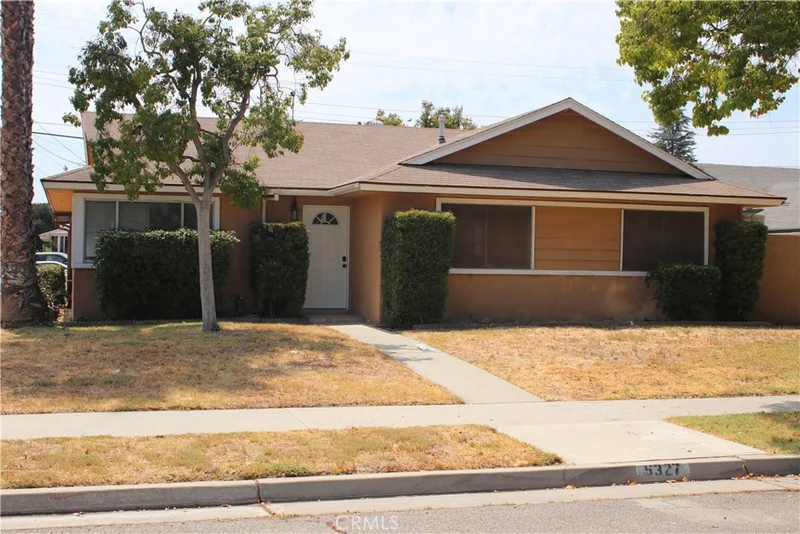 6327 Sheridan, Riverside, CA 92504