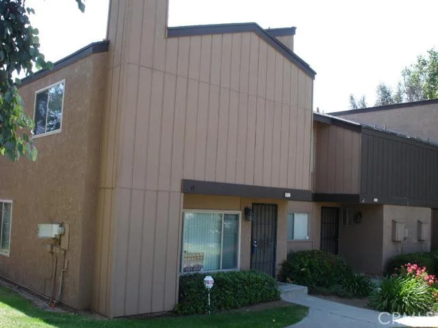 87 Center, Redlands, CA 92373
