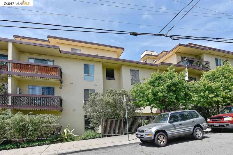 555 Jean St 321, Oakland, CA 94610