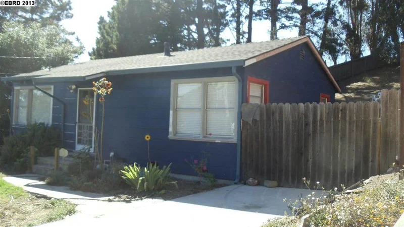 6141 Arlington, San Pablo, CA 94806-4253