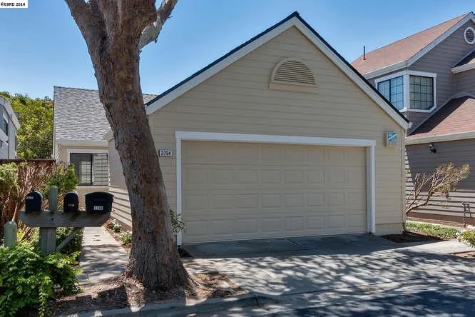 2754 Shaner Dr, Alameda, CA 94502-7945