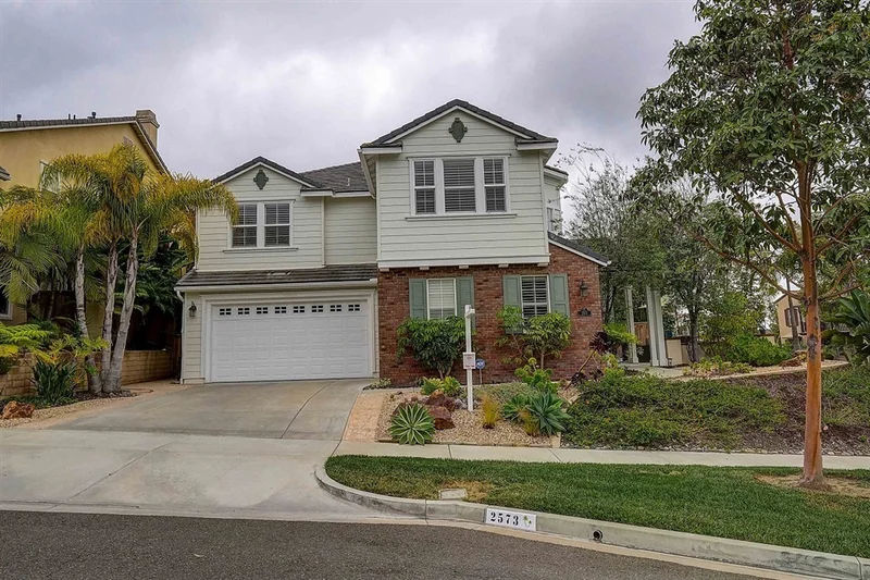2573 Garden House Rd, Carlsbad, CA 92009