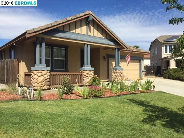 27 Rembrandt Ct, Oakley, CA 94561
