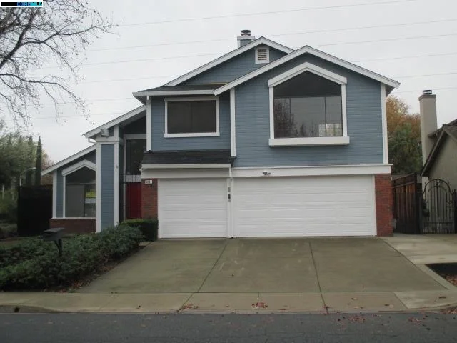 4644 Country Hills Dr, Antioch, CA 94531-7758