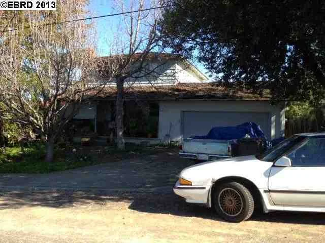 4255 Ridge Dr, Pittsburg, CA 94565-6033