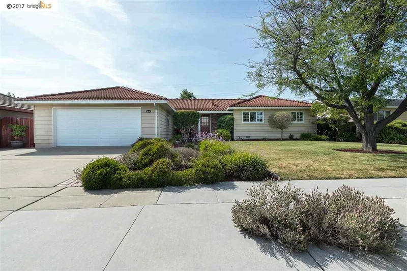 5143 Eggers Dr, Fremont, CA 94536