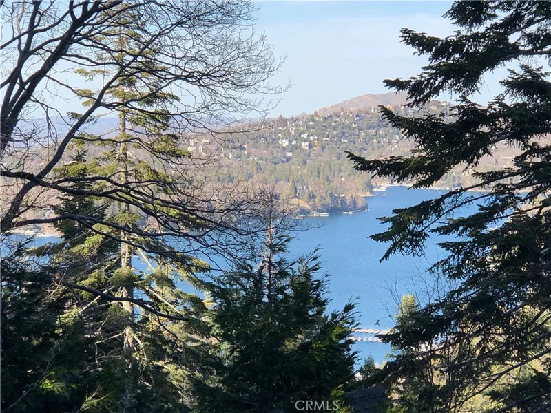 551 Victoria, Lake Arrowhead, CA 92352