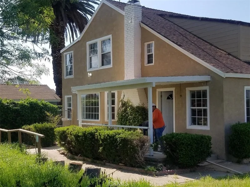 2304 Van Buren, Riverside, CA 92503