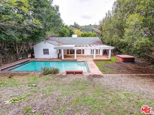 2308 Coldwater Canyon, Beverly Hills, CA 90210