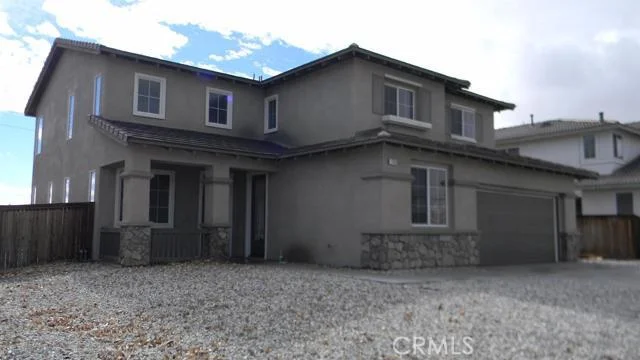 11805 Nehmans, Adelanto, CA 92301