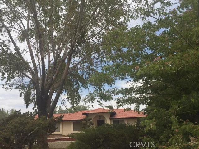 18720 Mingo, Apple Valley, CA 92307
