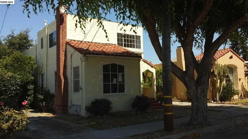 272 Broadmoor Blvd, San Leandro, CA 94577-1645