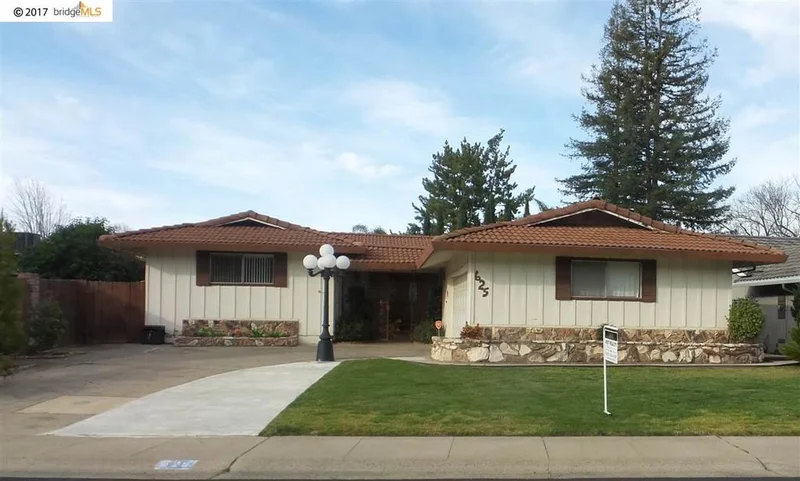 625 Juanita Way, Roseville, CA 95678