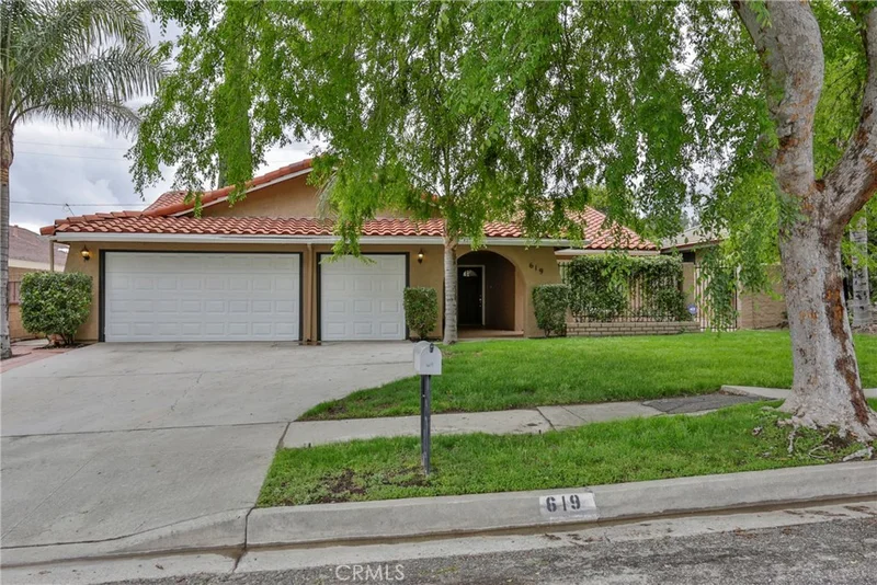 619 Dover, San Bernardino, CA 92407