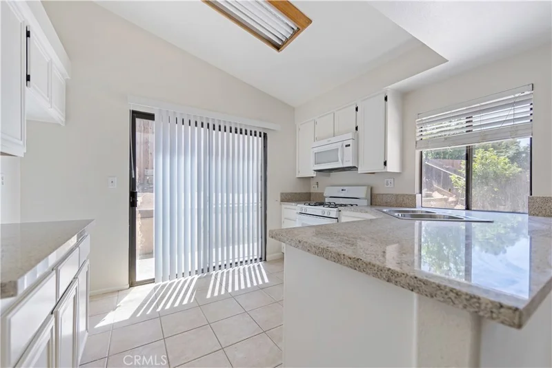 27602 Camino Bella, Menifee, CA 92585