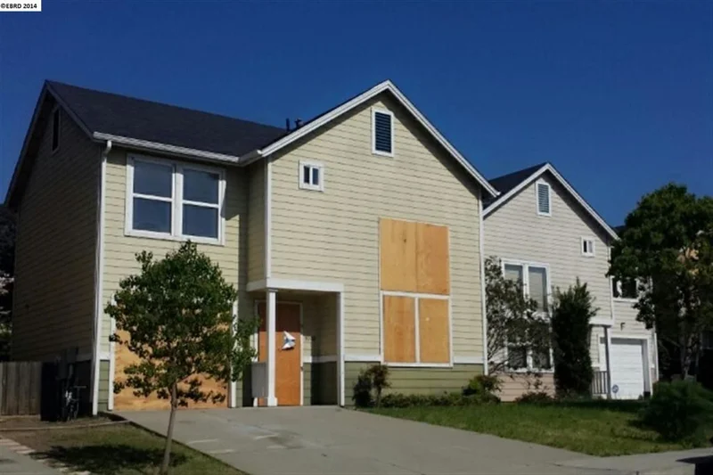 9022 Palmera Ct, Oakland, CA 94603-1919