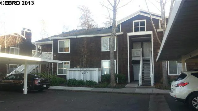 42 Marina Lakes Dr #42, Richmond, CA 94804-7448