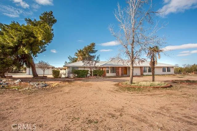 7710 3rd, Hesperia, CA 92345
