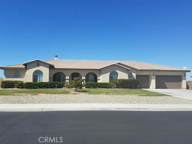12324 Braeburn, Apple Valley, CA 92308