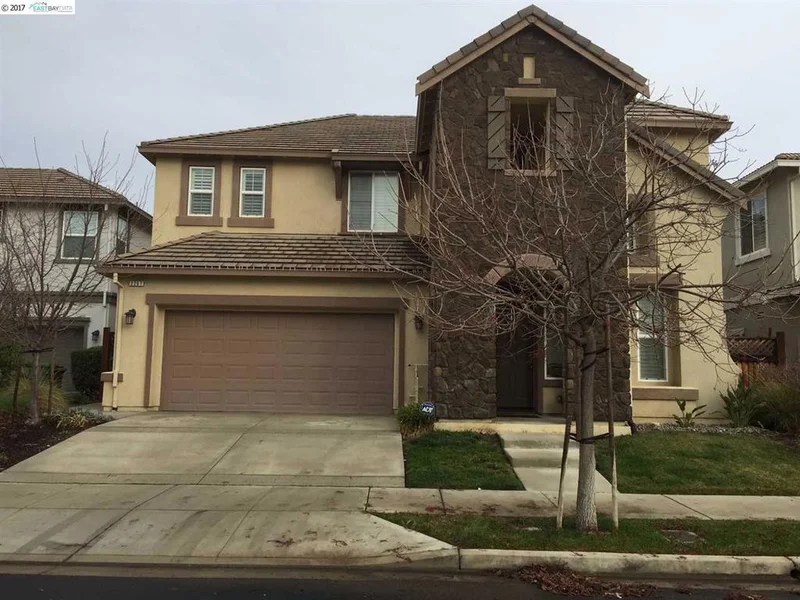 2267 Black Stone Dr, Brentwood, CA 94513