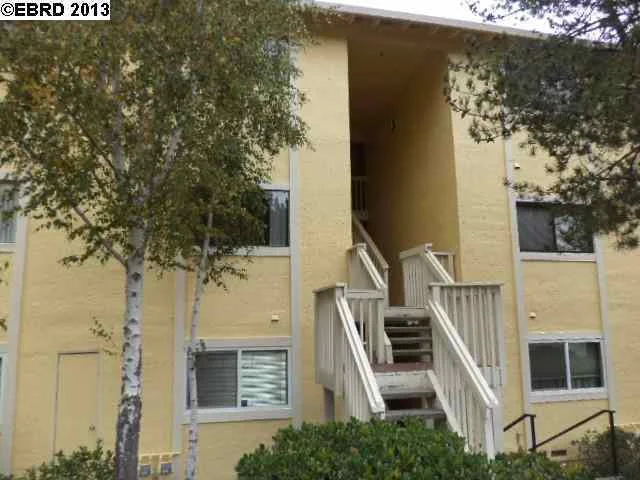 8671 Mountain Blvd ## 40, Oakland, CA 94605-4545
