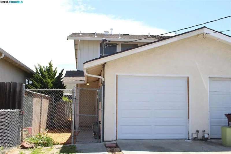 630 30th St, Richmond, CA 94804
