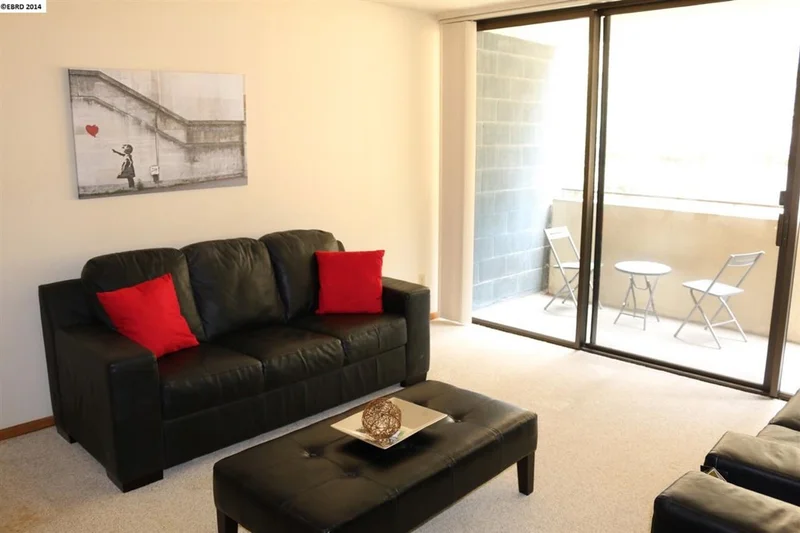 555 Pierce St #425, Albany, CA 94706-1031