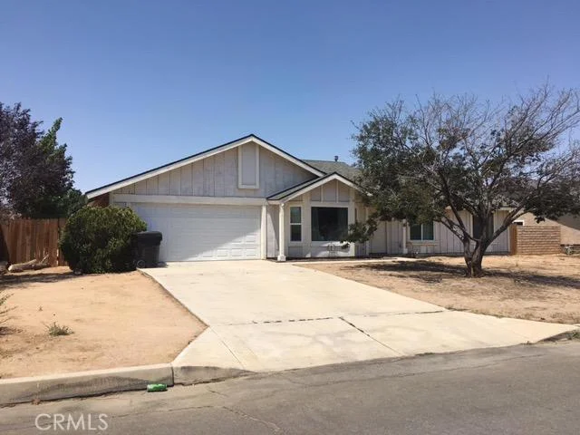 12560 Valewood, Victorville, CA 92392