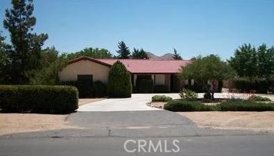 18765 Munsee, Apple Valley, CA 92307