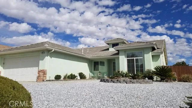 8937 Fordham, Hesperia, CA 92344